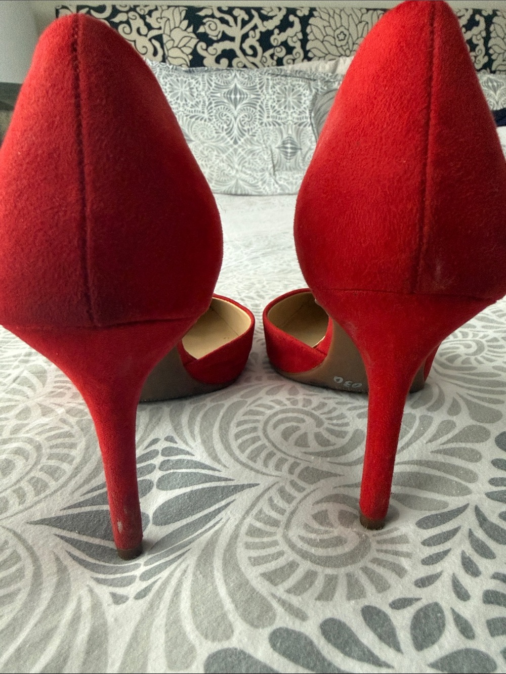 Jessica Simpson Red Pointed-Toe D'Orsay Heels - Picture 3 of 3